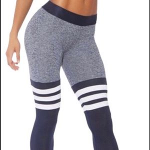 Bombshell leggings